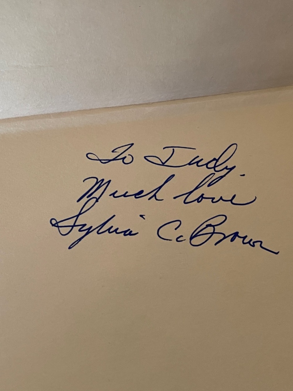 Rare Signed Sylvia Browne Book from 1990 - Picture 2 of 16